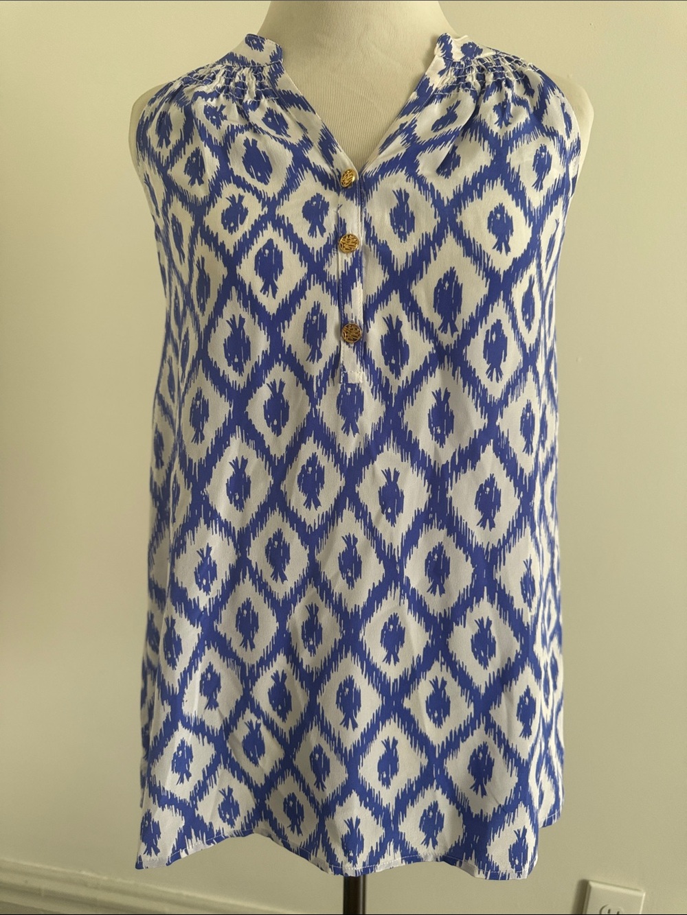 Lily Pulitzer “Bailey” Silk Sleeveless Iris Blue Little Fish Tank Top XXS - Picture 2 of 10